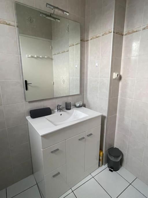 - 4 Pers, Wifi, Balcon Apartment Bizanos